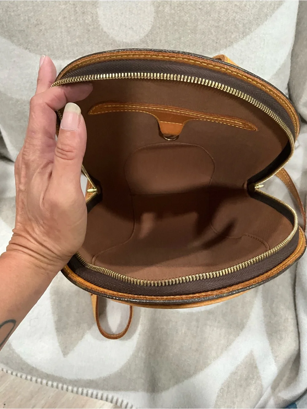 LOUIS VUITTON Monogram Ellipse Sac A Dos Shoulder Bag backpack